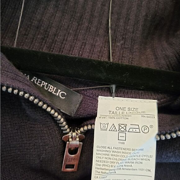 NWT Banana Republic Poncho - Super cozy  - Picture 4 of 4